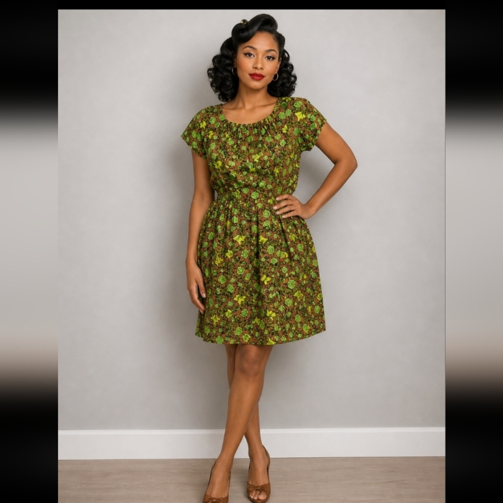 VINTAGE Handmade Floral Shirt Sleeve Dress Small